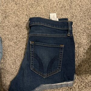 hollister high rise shortie short